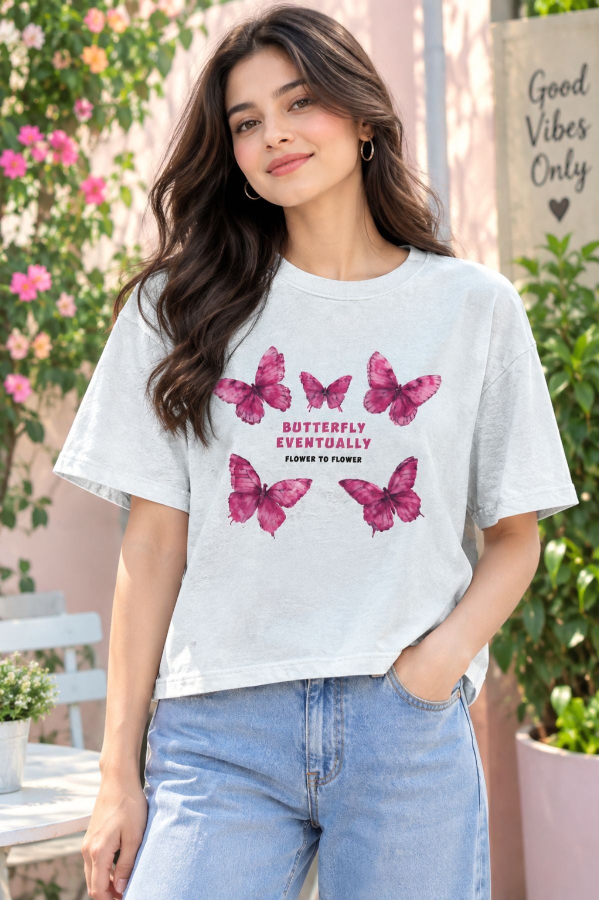Arya White 3D Butterfly Round Neck Half Sleeve T-Shirt