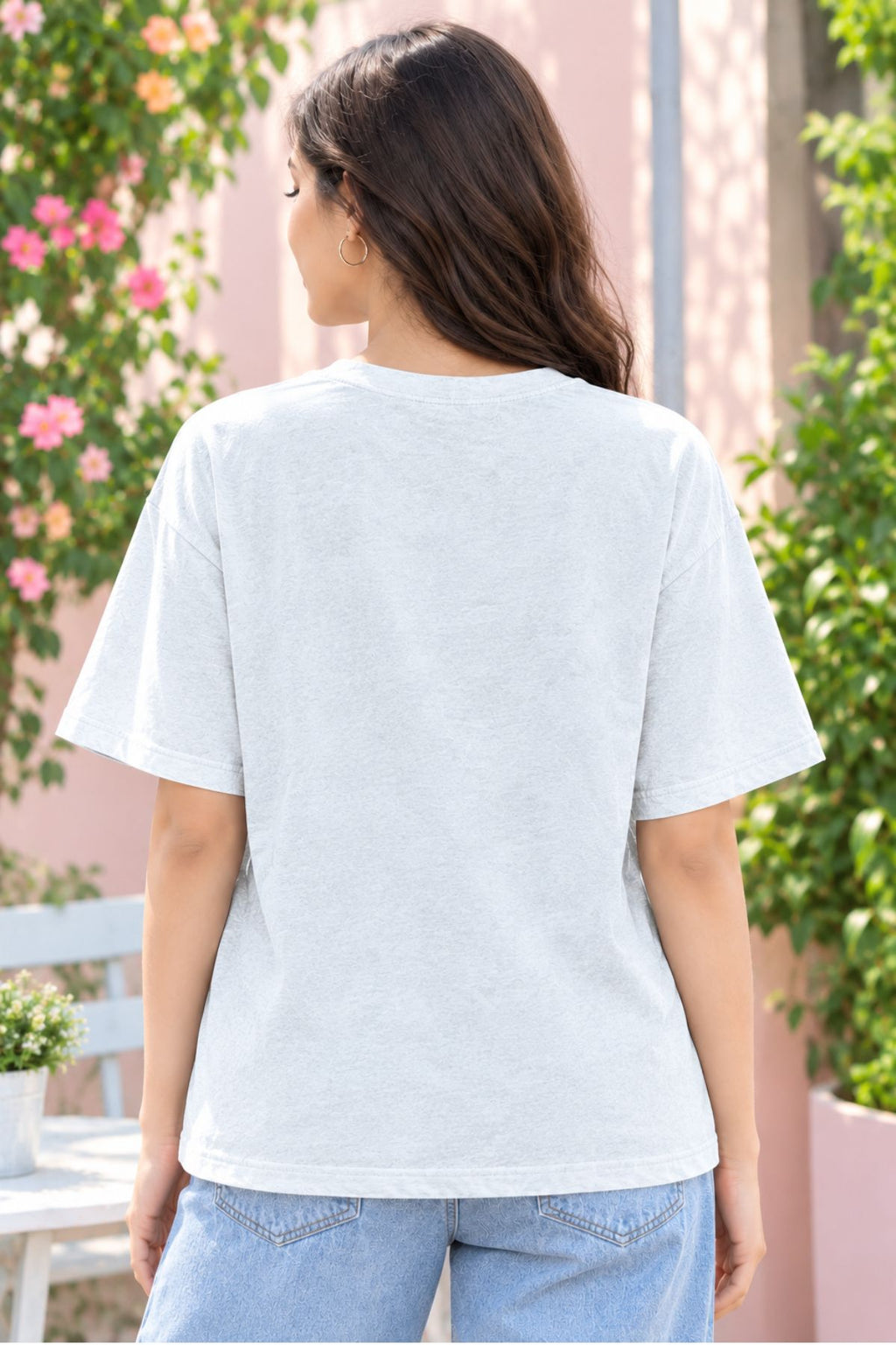 Arya White 3D Butterfly Round Neck Half Sleeve T-Shirt
