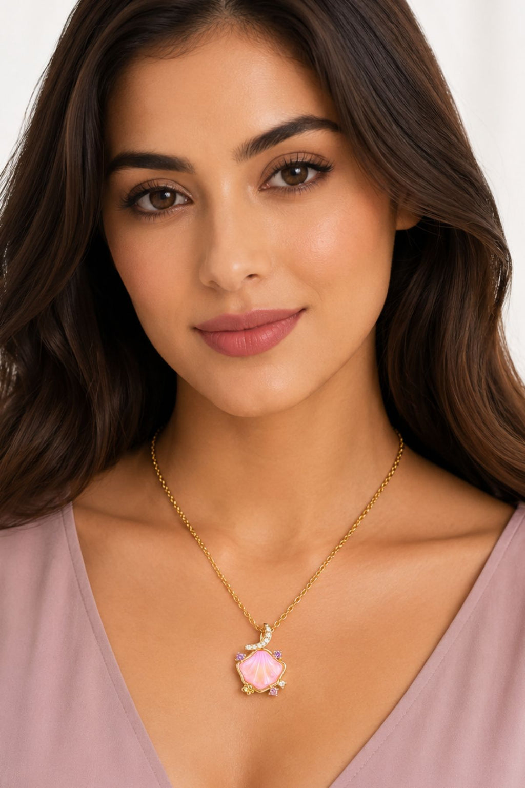 Gold Shell Pendant Chain