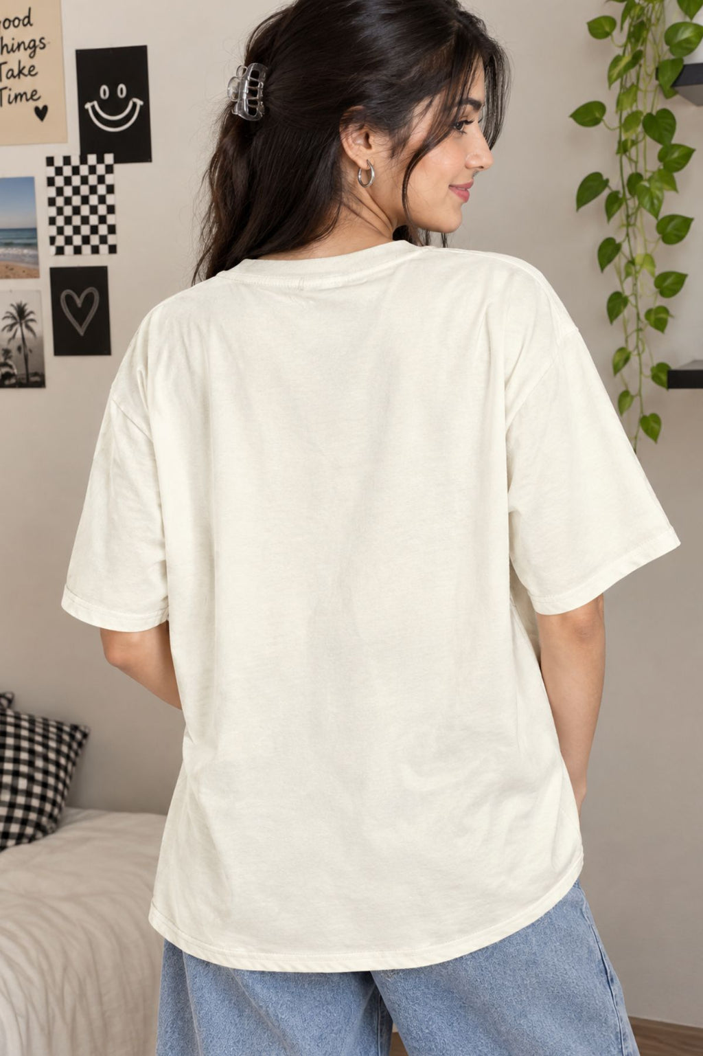 Aira White Star Print T-Shirt