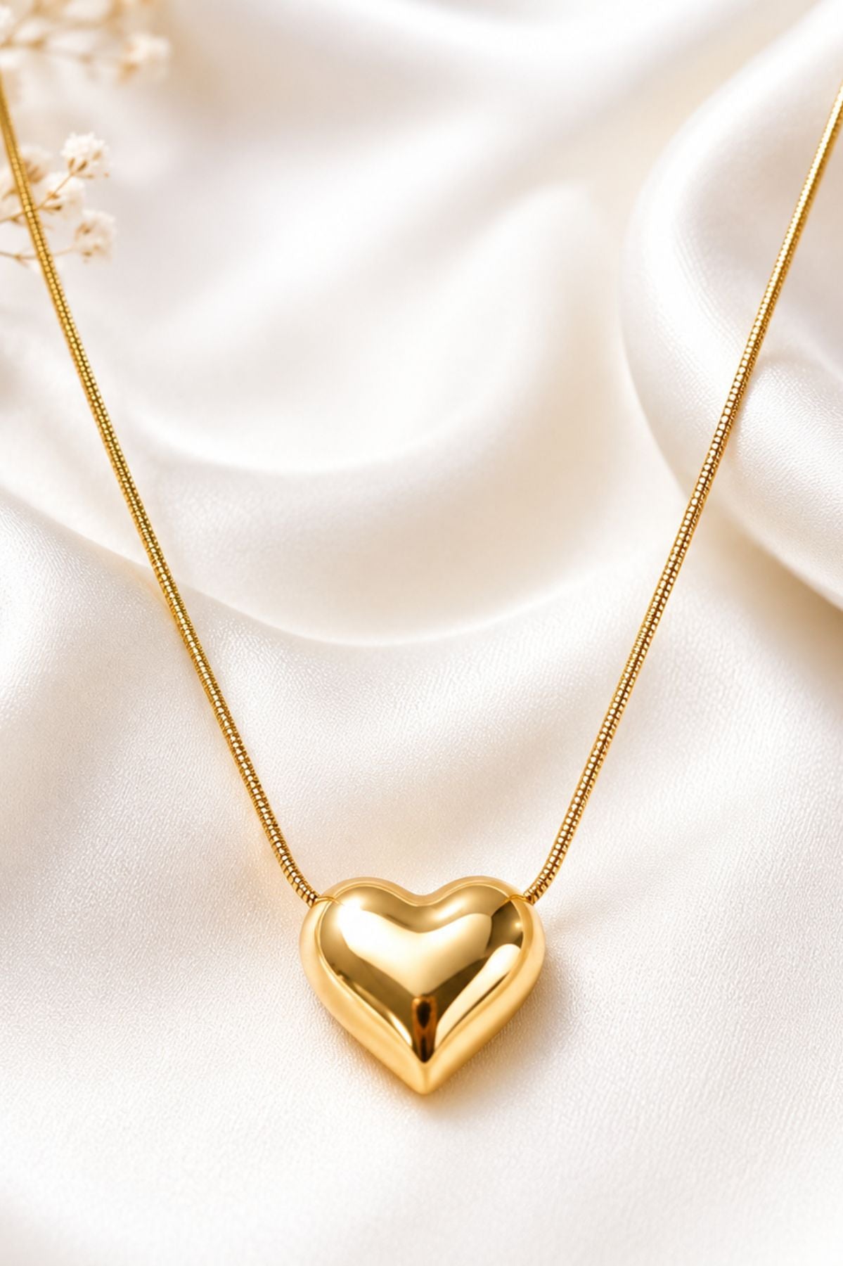 Golden Heart Charm Pendant Chain