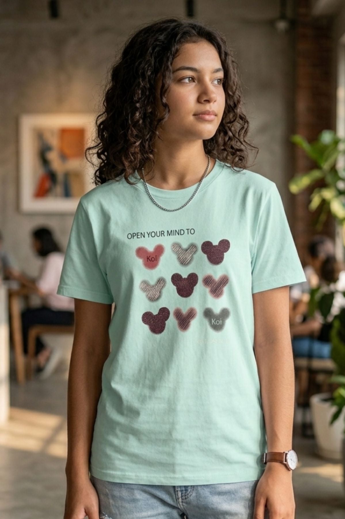 Aira Light Sea Foam Teddy Print T-shirt