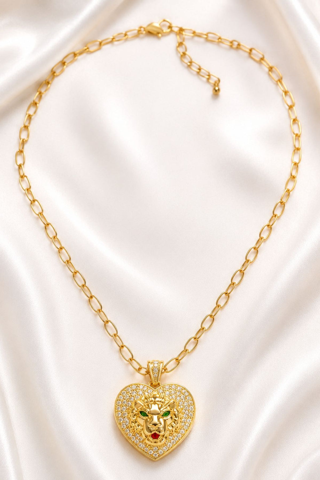 Lion Head Motif Pendant Chain