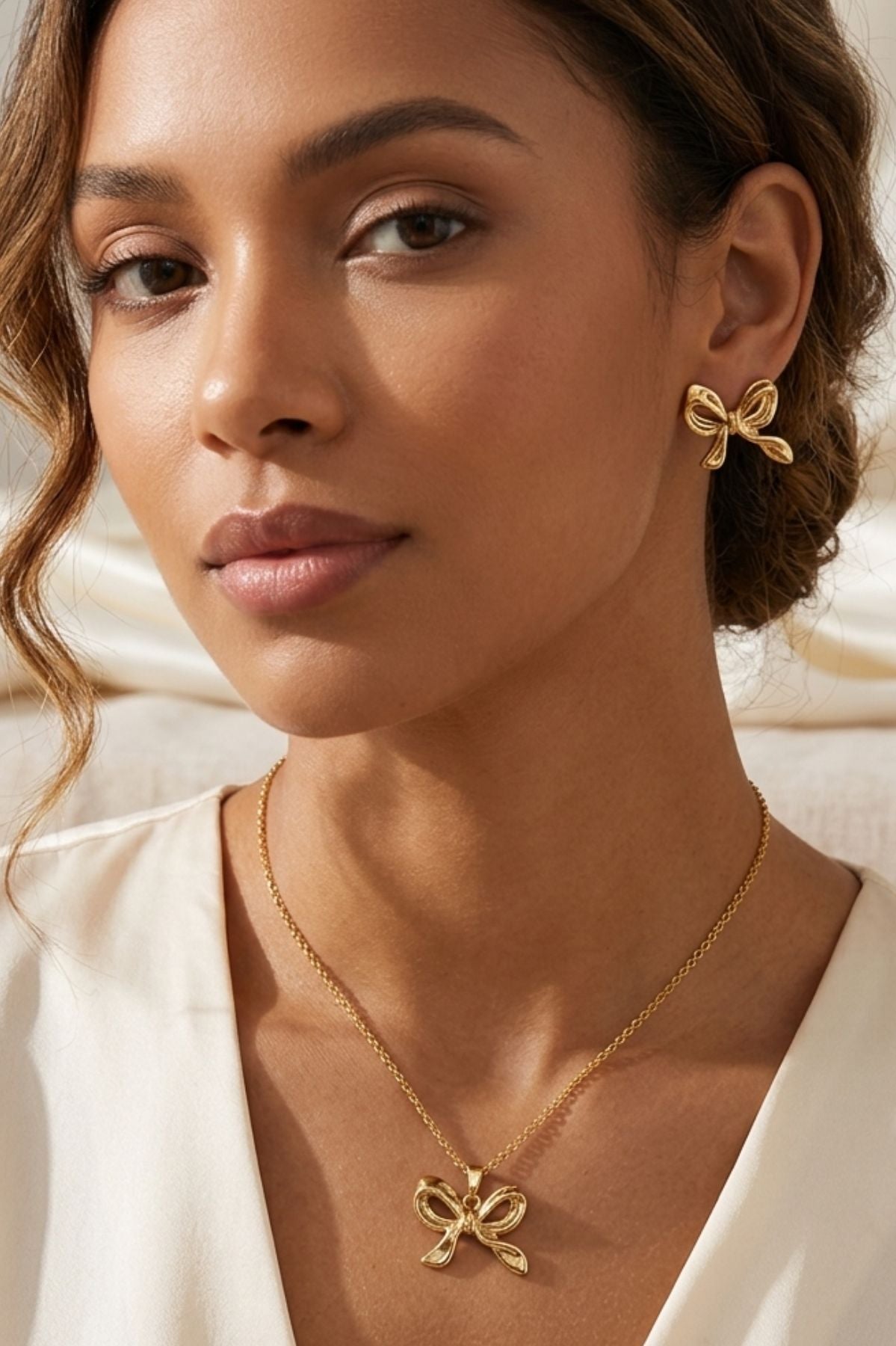 Gold Bow Pendant Necklace & Earrings Set