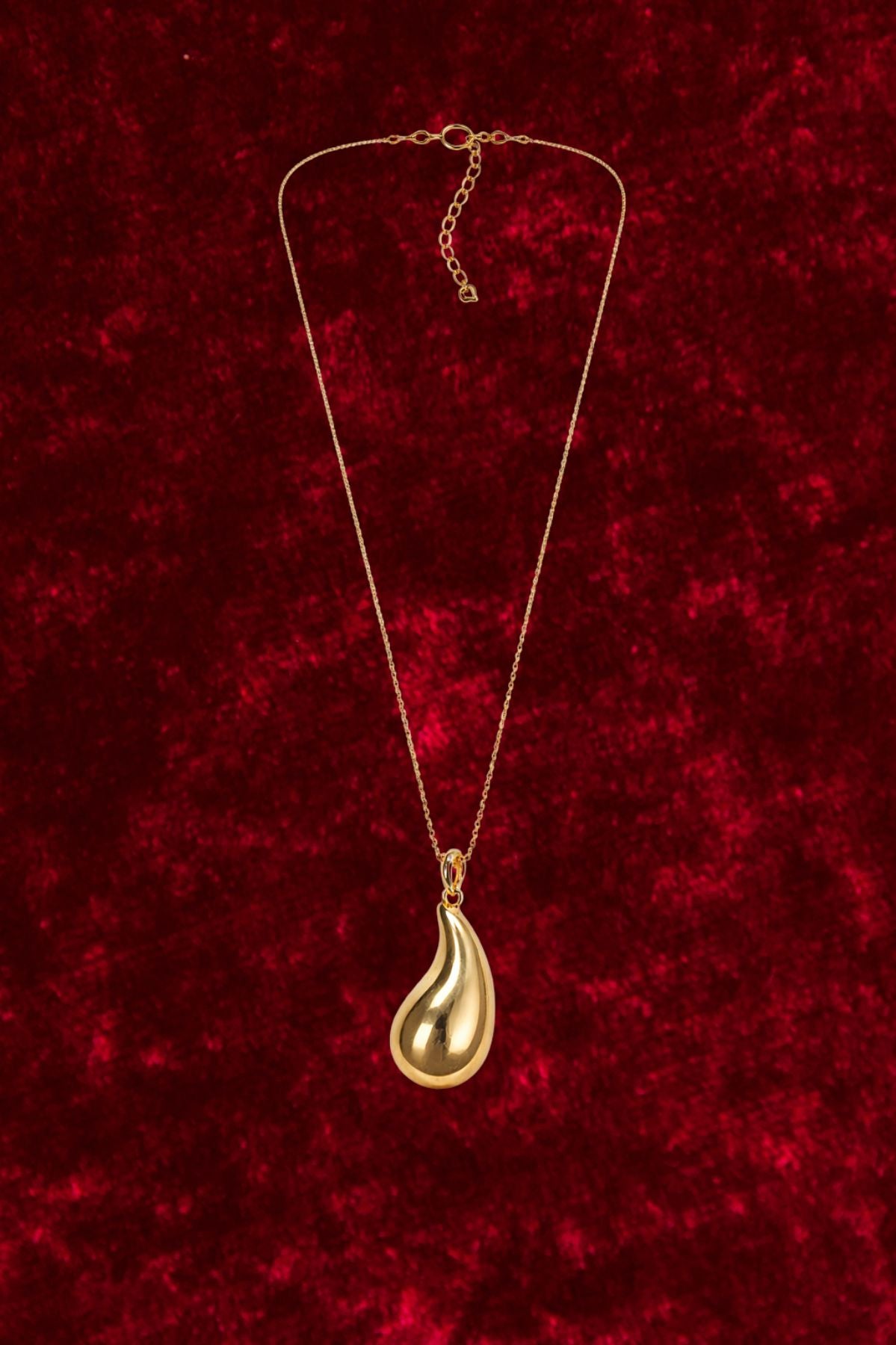 Teardrop Pendant Chain
