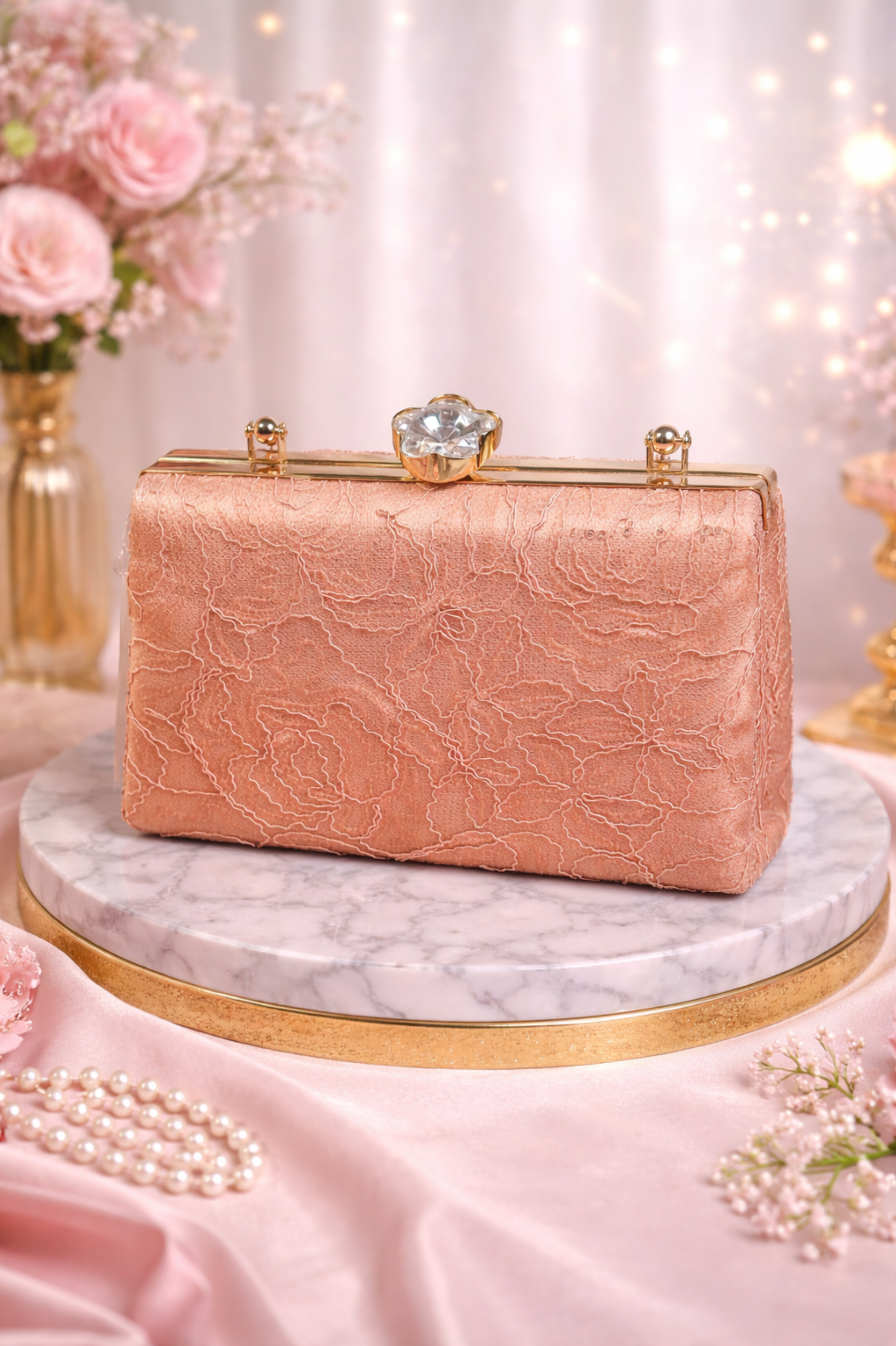Elegant Gold Floral Embroidered Evening Clutch for Women