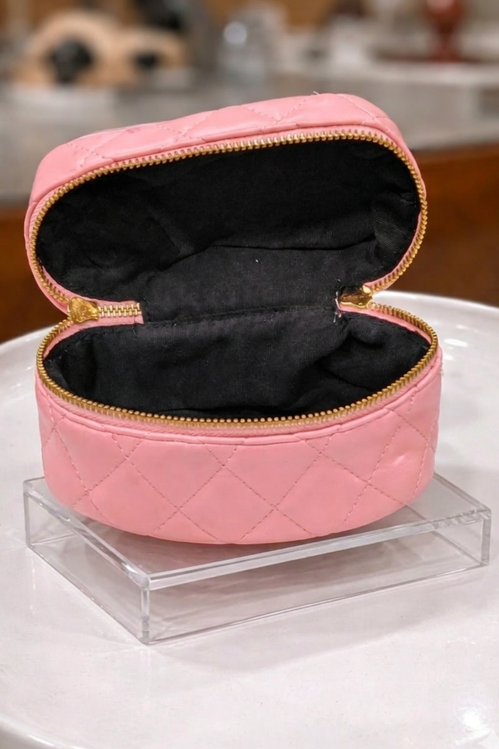 Women Blush Pink Diamond Quilted Cosmetic Travel Case