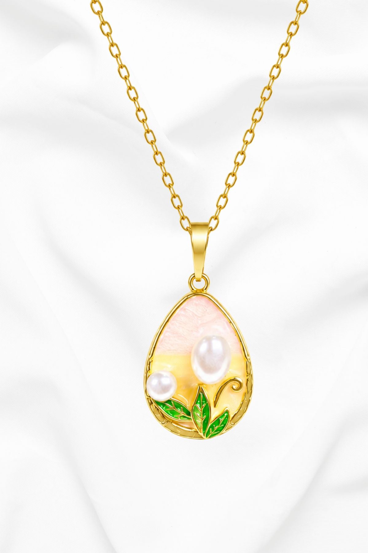 Gold Two Pearls & Leaf Pendant Chain