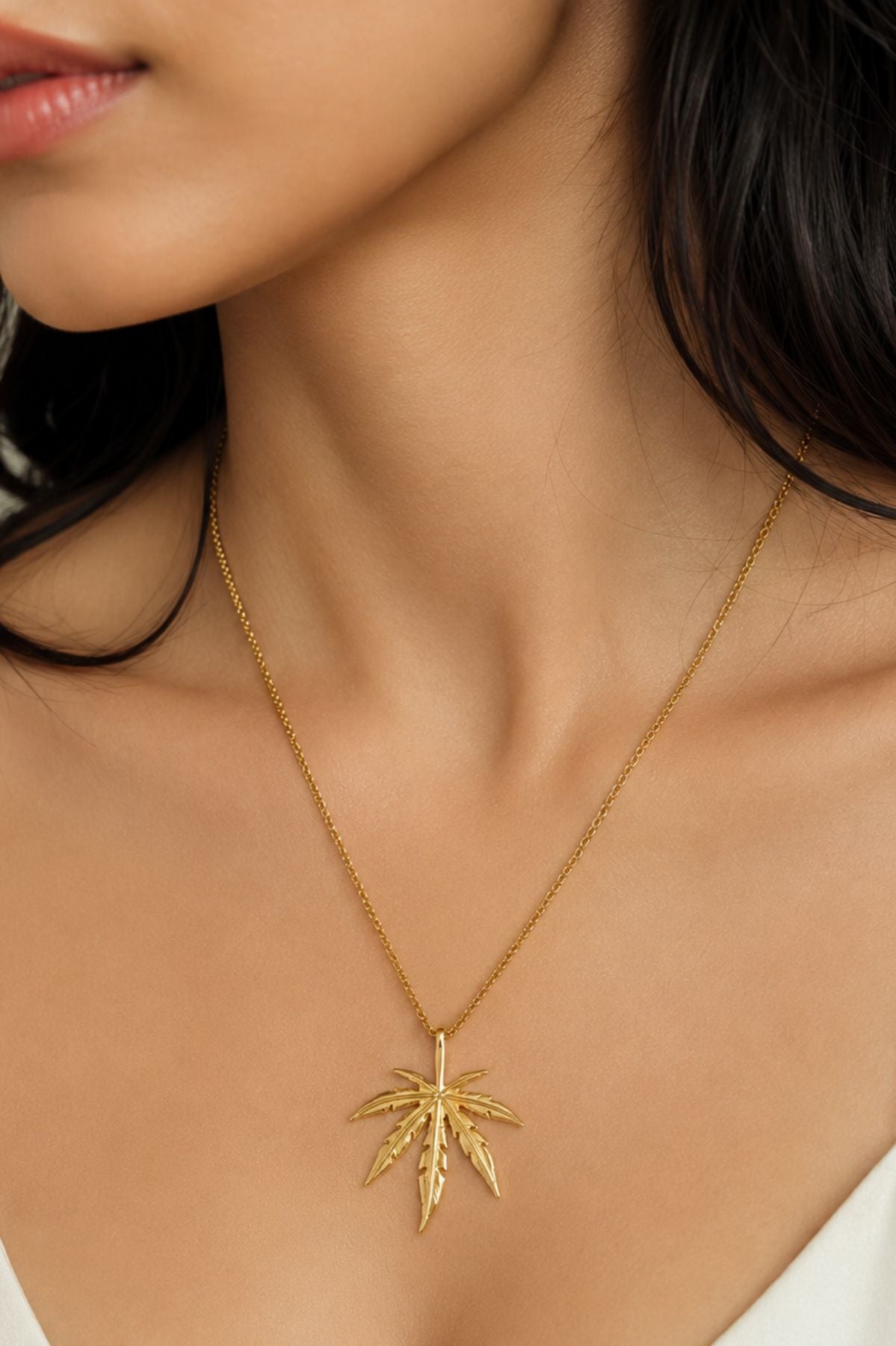 Gold Cannabis Leaf Pendant Chain
