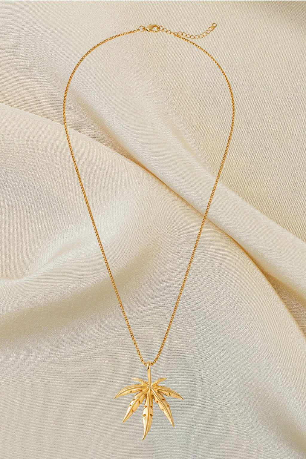 Gold Cannabis Leaf Pendant Chain