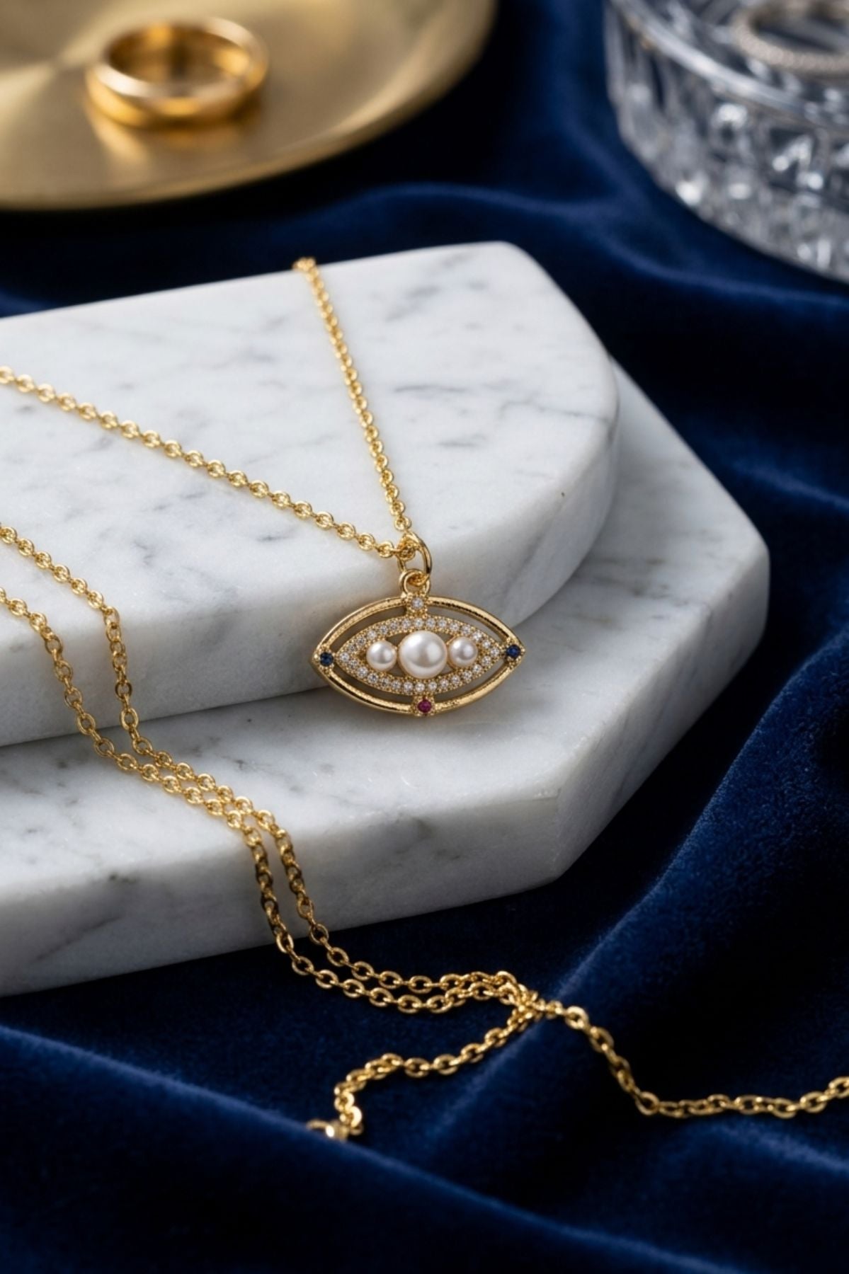 Necklace With A Decorative Eye Pendant
